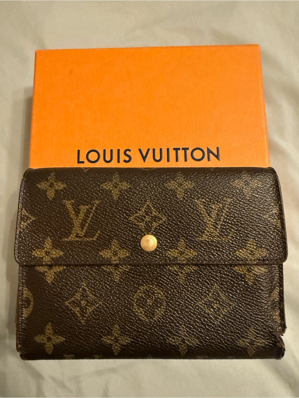 Louis Vuitton International Wallet-Vintage Feb 1990